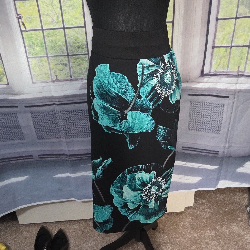 Alfani Black Pencil Skirt with Teal Floral Print